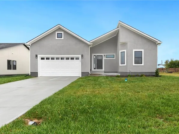 149 S Linn Valley Dr, Linn Valley, KS 66040