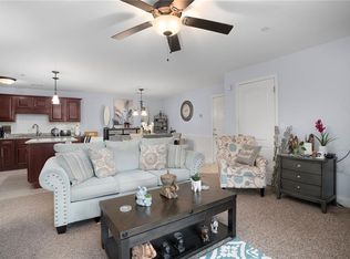 Country View Condominiums, Cranston, RI 02920