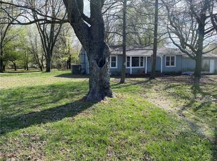 5353 Cedar Dr, West Siloam Springs, OK 74338