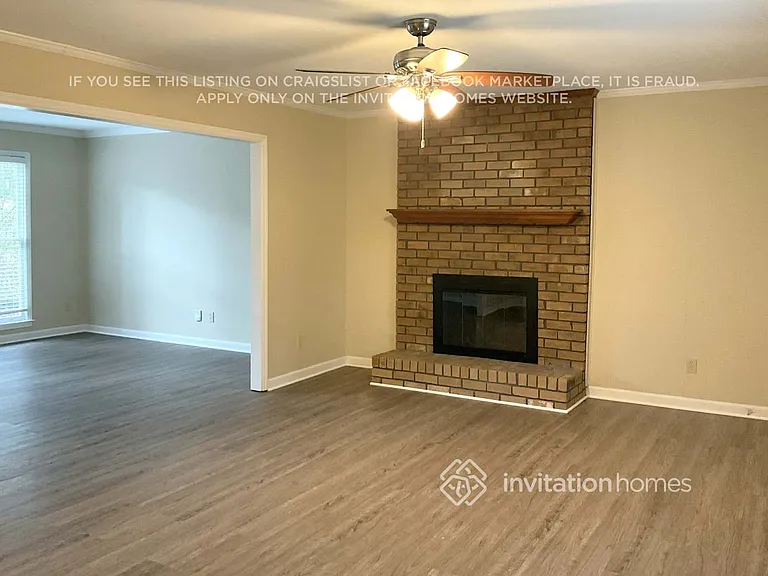 651 Willow Ridge Dr NE — Photo 2