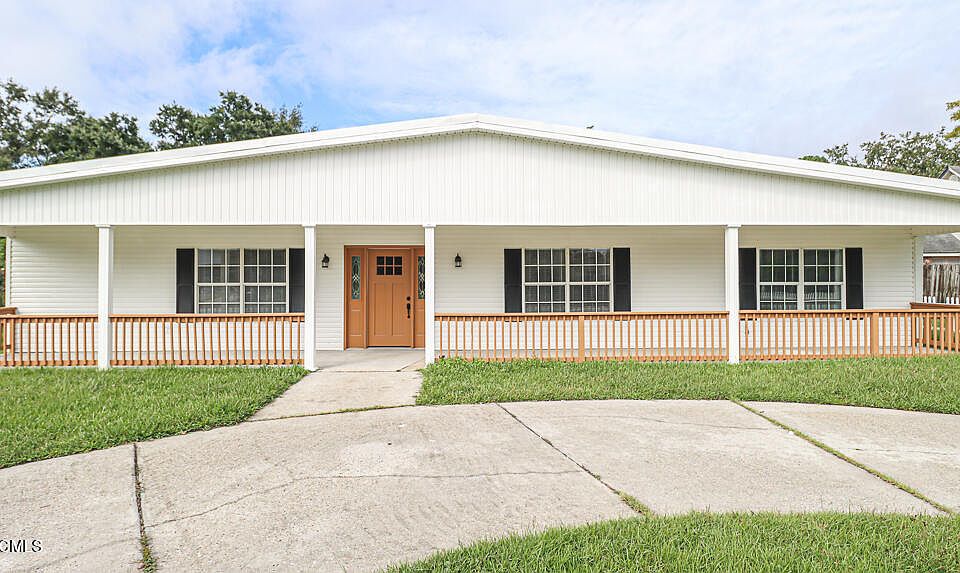 4421 Brodie Rd Diberville MS 39540 Zillow