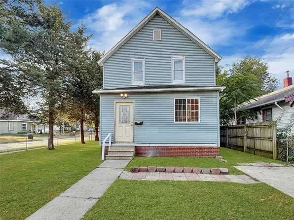 2445 Capitol Ave, Des Moines, IA 50317