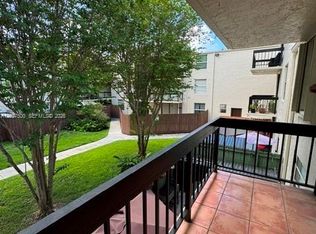 8309 SW 142nd Ave APT G203, Miami, FL 33183