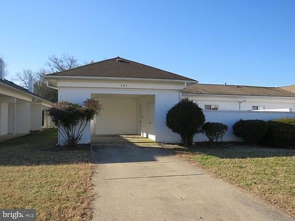 3rd image of 703 Houston Dr #703