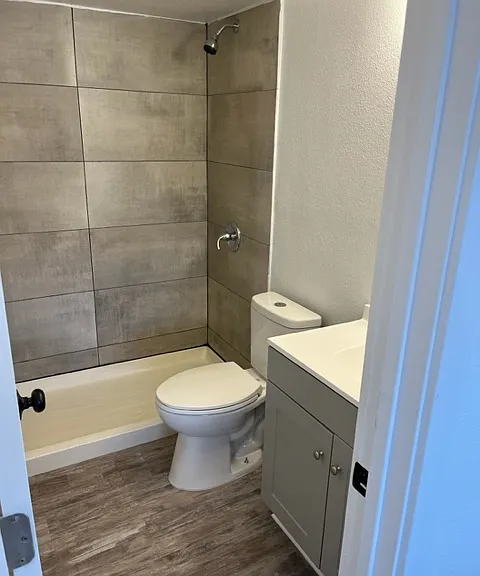 1223 N Dysart Rd #13 — Photo 12