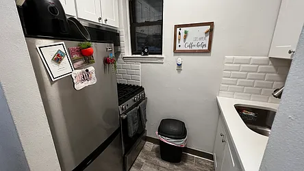 Rented by HOLTON REAL ESTATE INC.