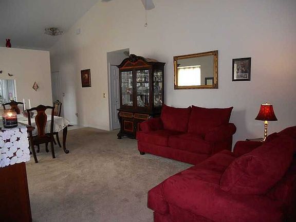 5th image of 1901 Westminster Cir APT 8
