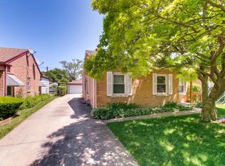 8231 Menard Ave, Morton Grove, IL 60053