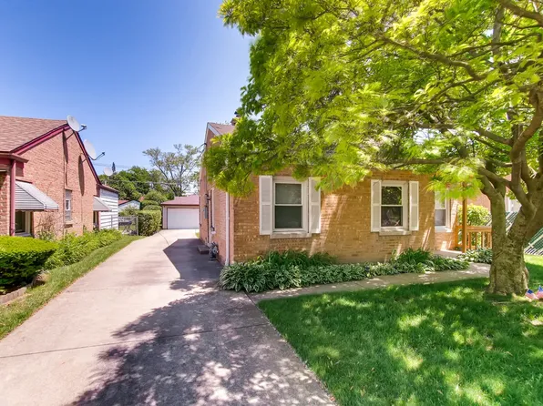 8231 Menard Ave, Morton Grove, IL 60053