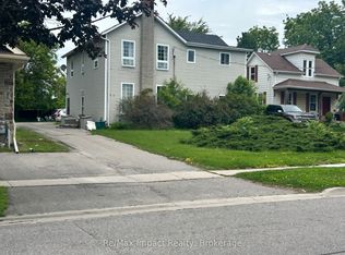 292/278 William St E, Oshawa, ON L1G 1K3