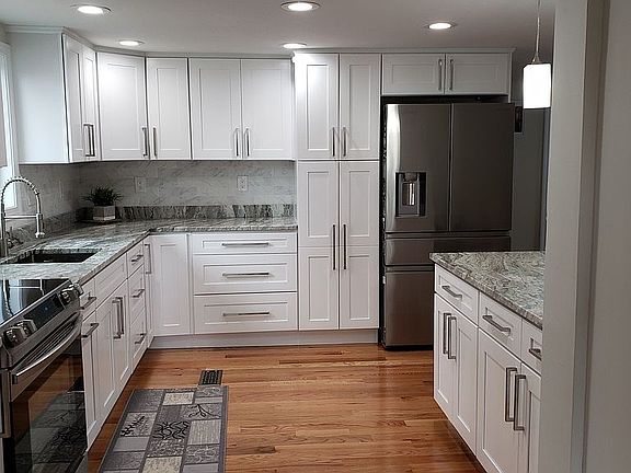 3rd image of 44 Parker Ave