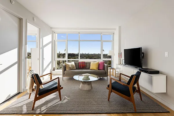 Sold by Compass | media 14