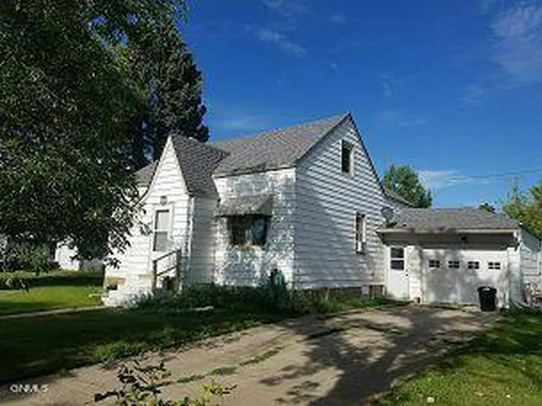 513 Center Ave S, Ashley, ND 58413