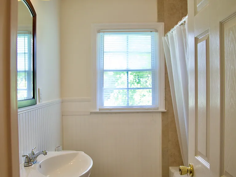 231 Wood Dale Dr — Photo 9