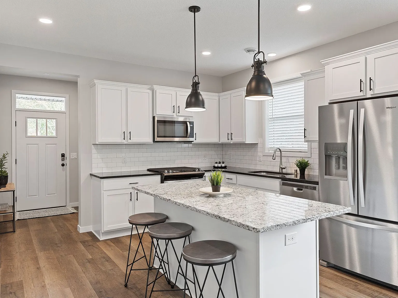 Beacon Ridge — Photo 1