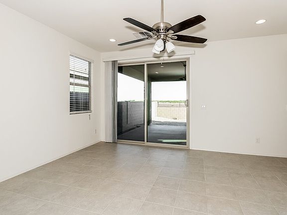 4th image of 10712 W Embrey Dr