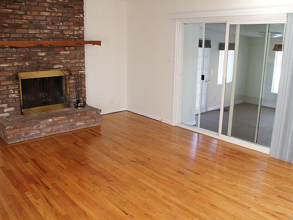 2nd image of 2049 W Elm Ave