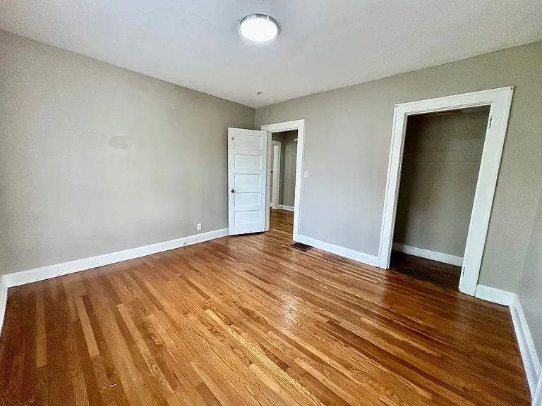 321 S 3rd St — Photo 11
