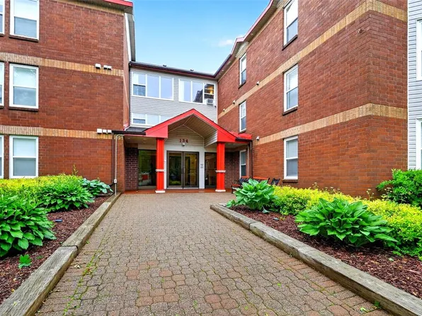 134 Portugal Cove Road UNIT 111, St. John's, NL A1B2N2