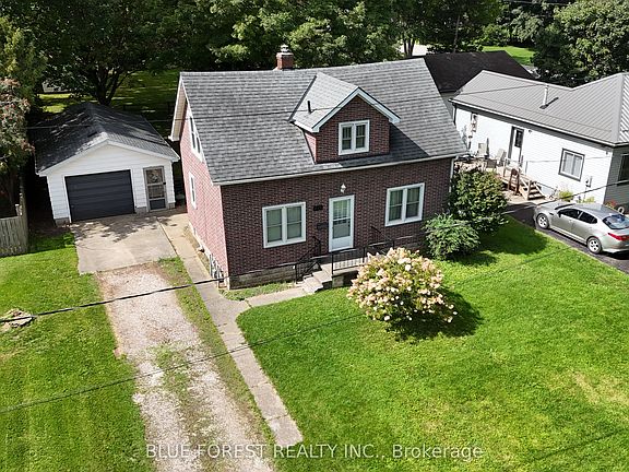2nd image of 228 Flora St
