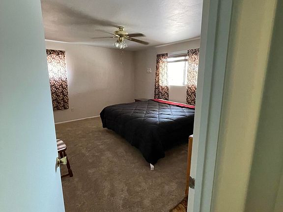5th image of 340 N MARIPOSA Drive