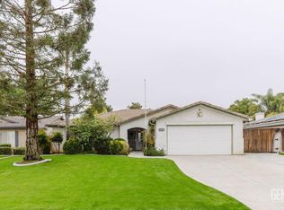 5111 Via Viretta Dr, Bakersfield, CA 93308