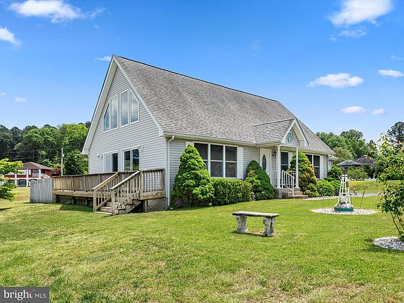 3rd image of 130 Pebble Dr