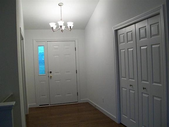 5th image of 526 Marblewood Ln