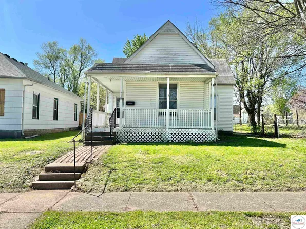 718 E 14th St, Sedalia, MO 65301