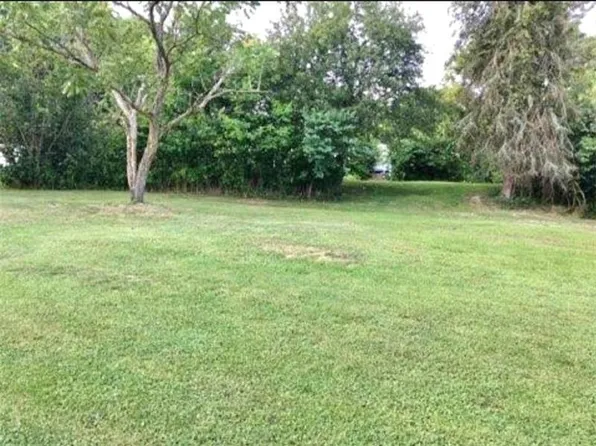 923 Middle Rd, Pittsburgh, PA 15223