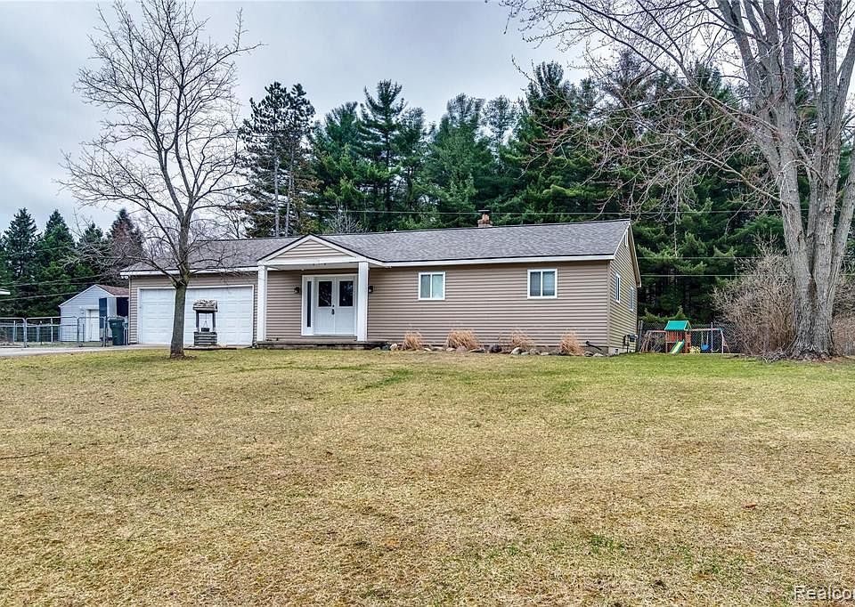 550 Grange Hall Rd, Ortonville, MI 48462 | Zillow