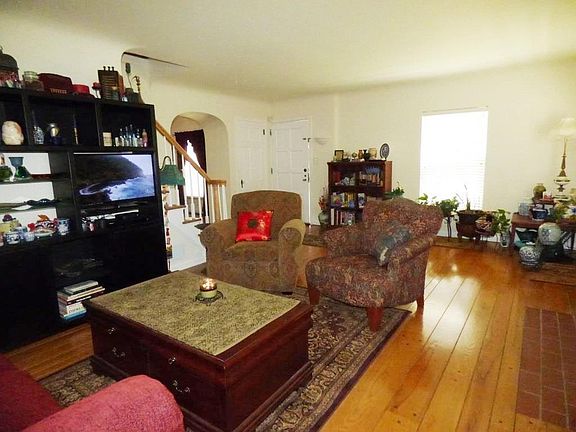 3rd image of 1522 Beaverton Ave