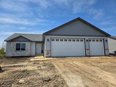 320 S Gloria Dr, Green Isle, MN, 55338