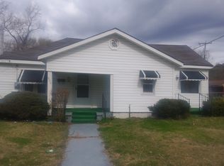 600 W Church St, Williamston, NC 27892