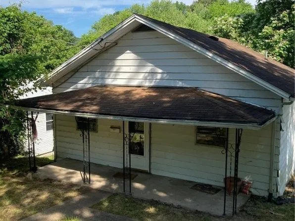 437 Baird Dr, Charleston, WV 25302