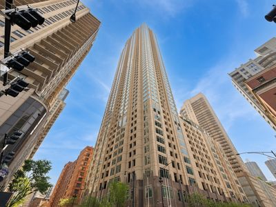 33 W Ontario St APT 51B, Chicago, IL, 60654