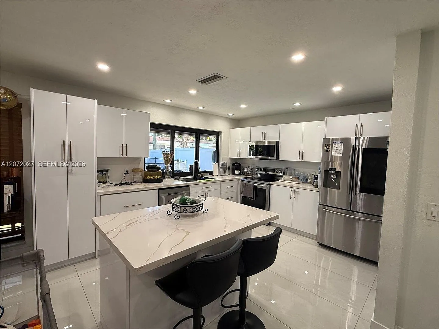 11450 NW 30th Place, Sunrise, FL 33323 — Photo 2
