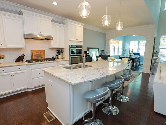 3rd image of 7553 Flowering Magnolia Ln