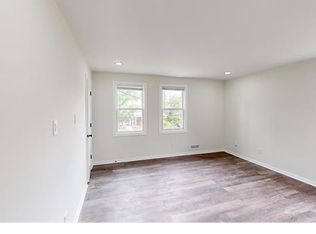 2433 Irving St SE APT 1, Washington, DC 20020