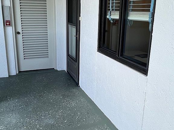 5th image of 2238 N Cypress Bend Drive #701