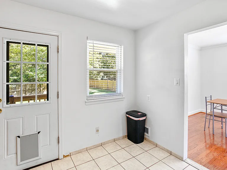 4227 University Dr — Photo 27