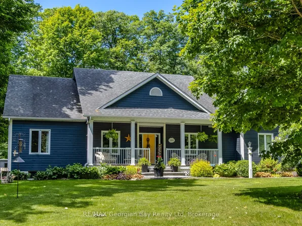 390 Puddicombe Rd, Midland, ON L4R 5G7