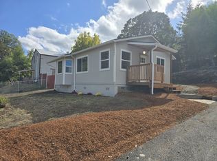 1641 SE Marsters Ave, Roseburg, OR 97470