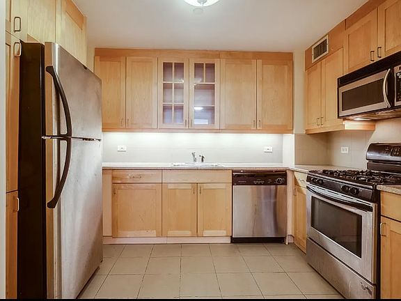 4th image of 845 2nd Ave #5A
