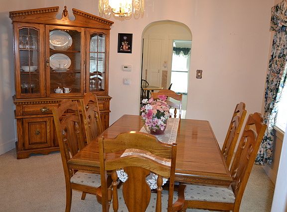 4th image of 1538 W Jefferson St