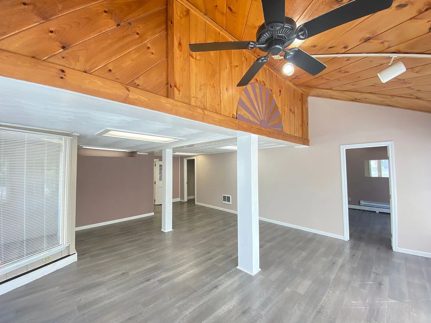 4 bed, 2.0 bath, $2,250 — Photo 2