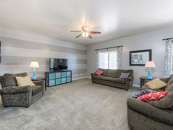 4th image of 43980 W Maricopa Ave
