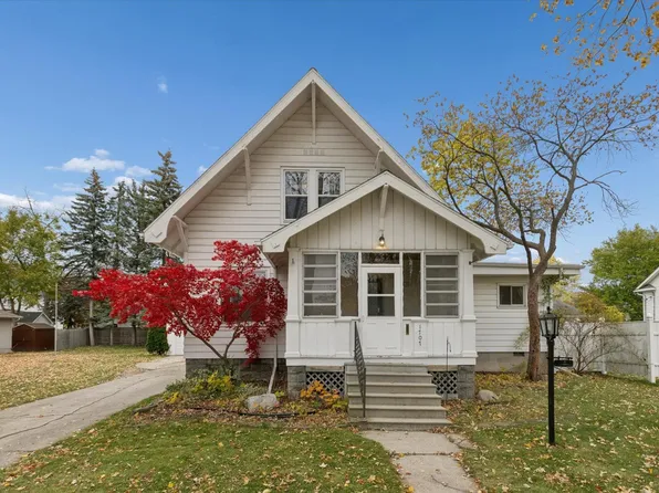 1707 Wilson St, Bay City, MI 48708