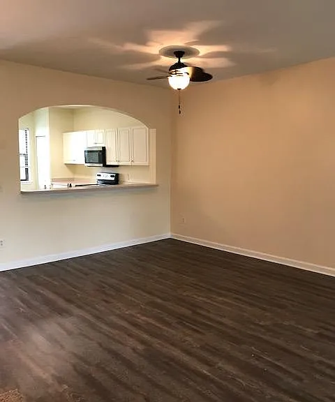 1914 Vista Cove Rd — Photo 12