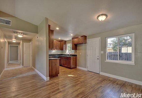 3rd image of 6524 Kemp Way